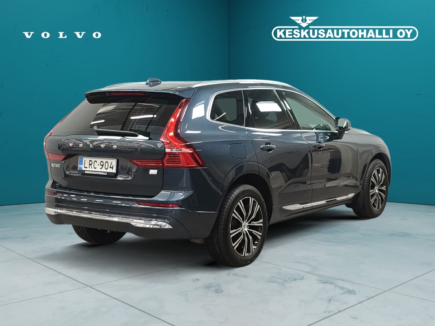 VOLVO XC60 2022