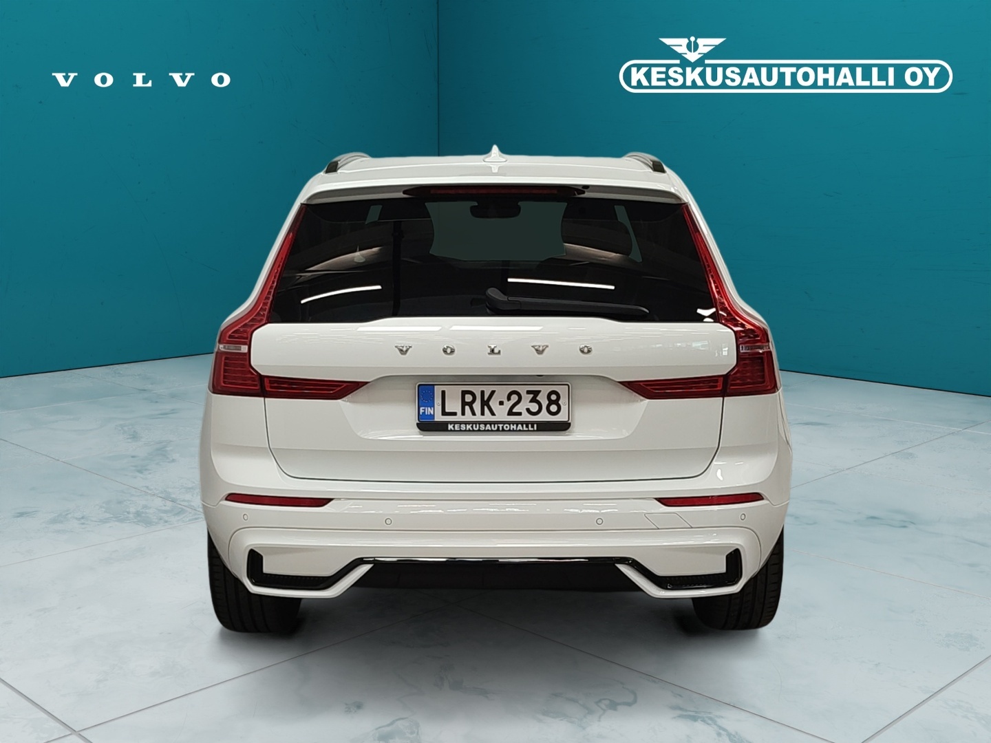 VOLVO XC60 2022