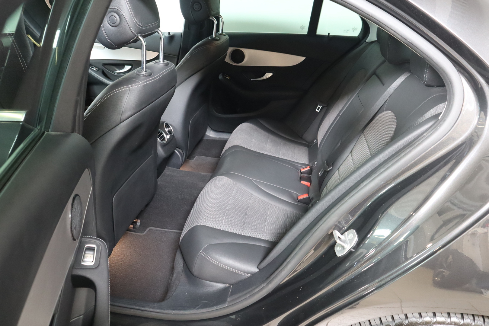 MERCEDES-BENZ C 2020