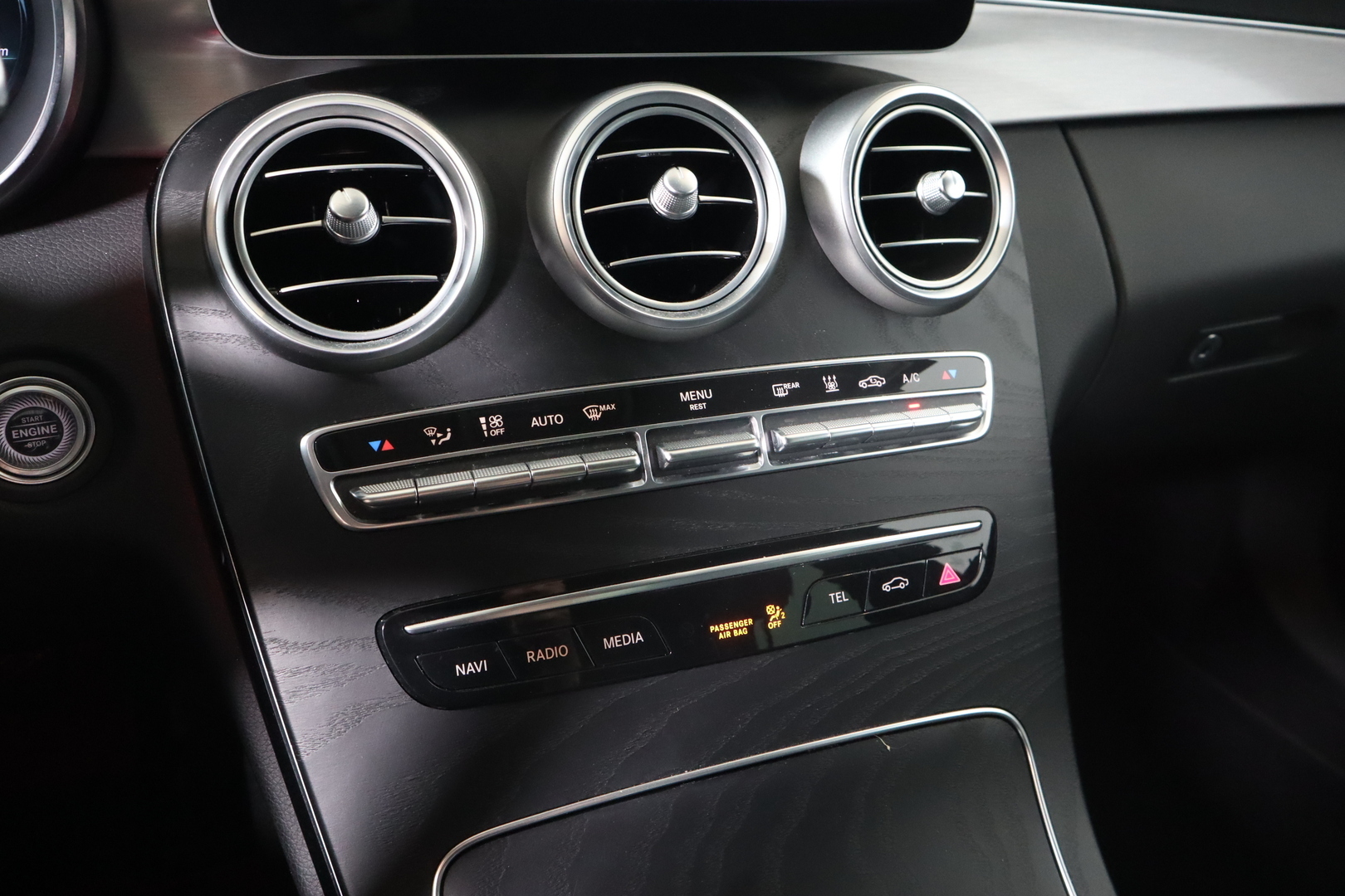 MERCEDES-BENZ C 2020