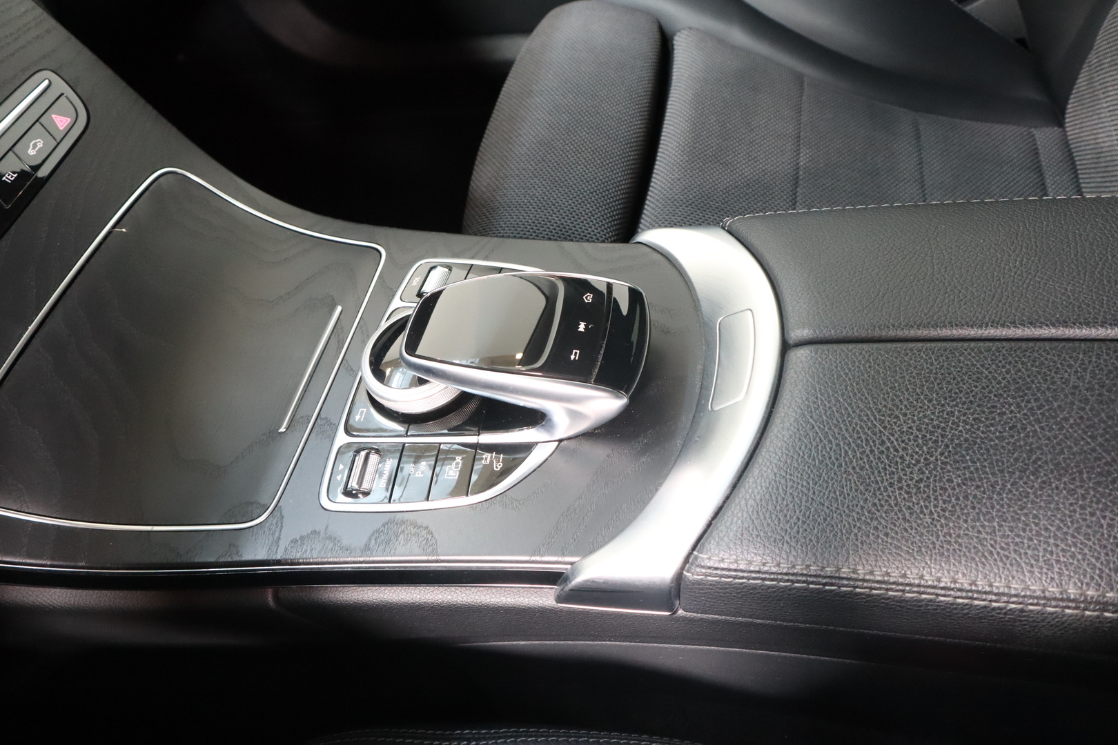 MERCEDES-BENZ C 2020