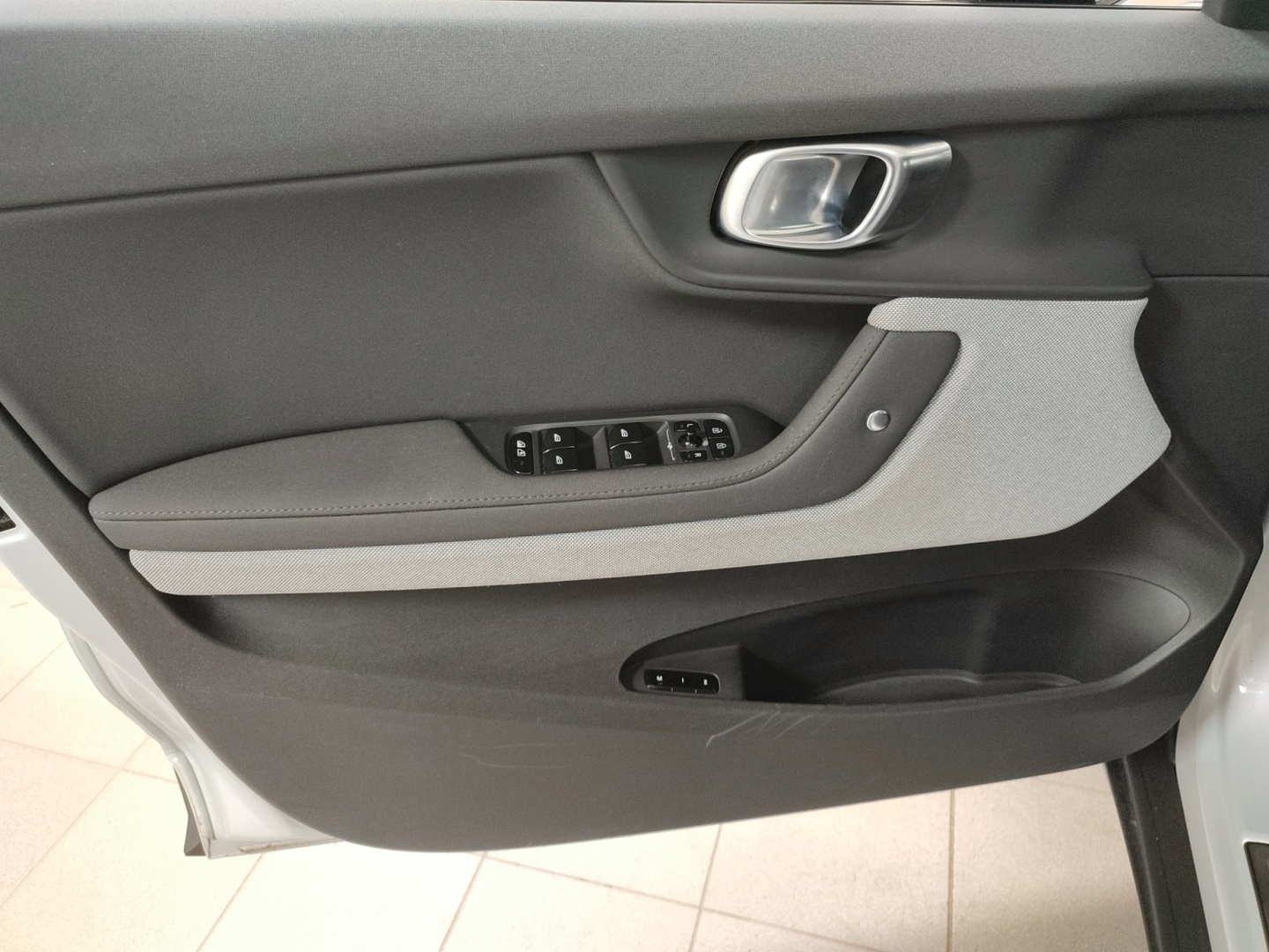 POLESTAR 2 2023