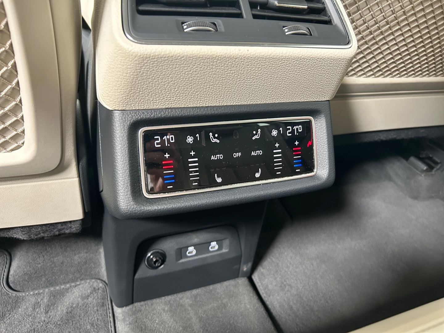 AUDI Q8 e-tron 2023