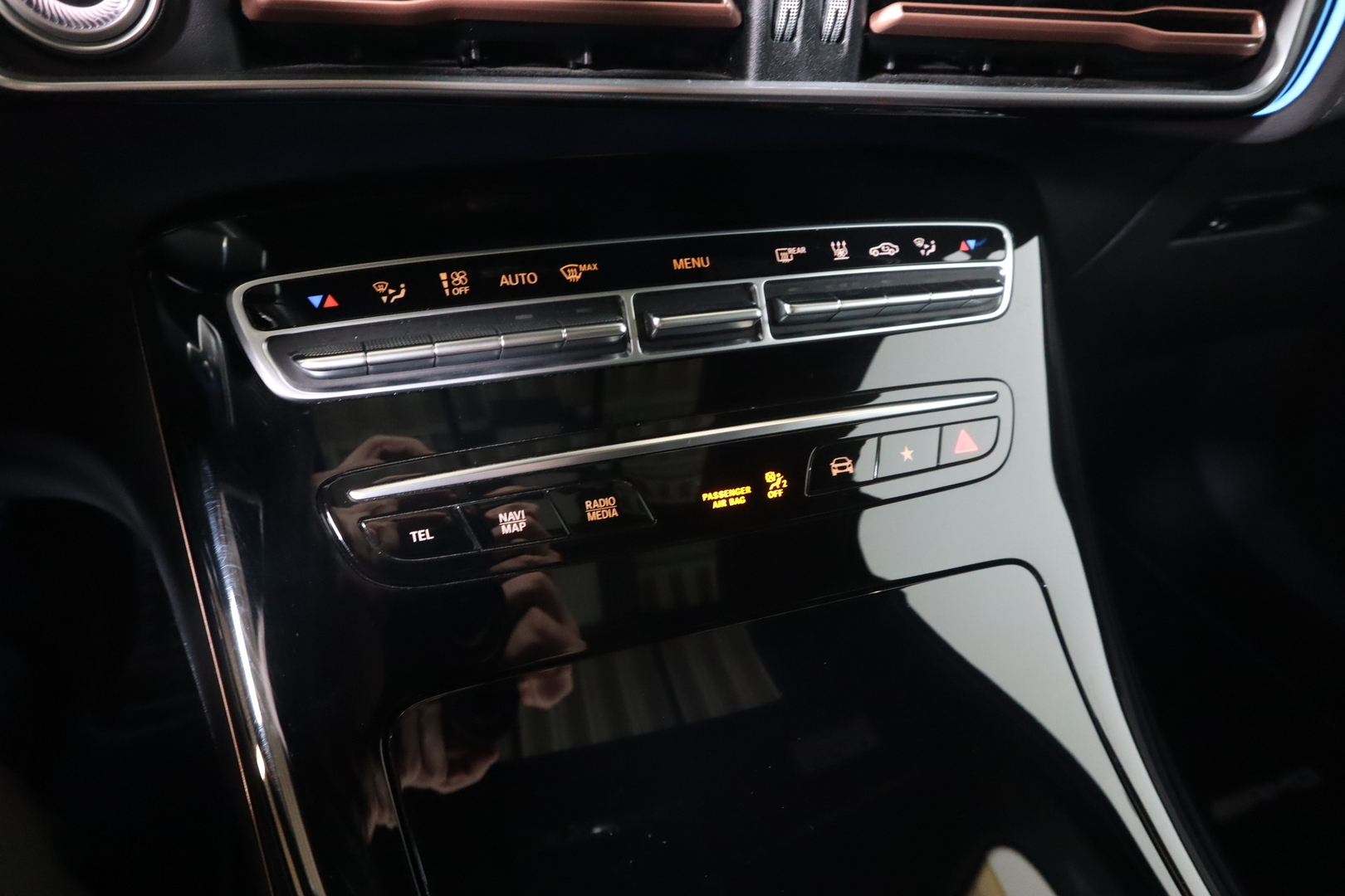 MERCEDES-BENZ EQC 2021