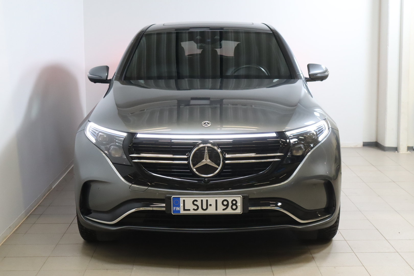 MERCEDES-BENZ EQC 2021