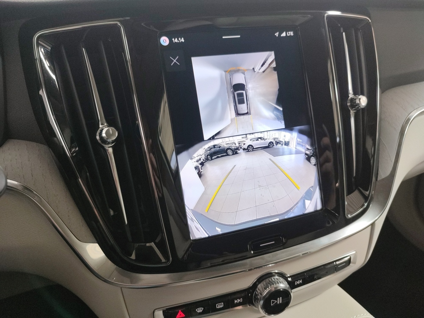 VOLVO V60 2026