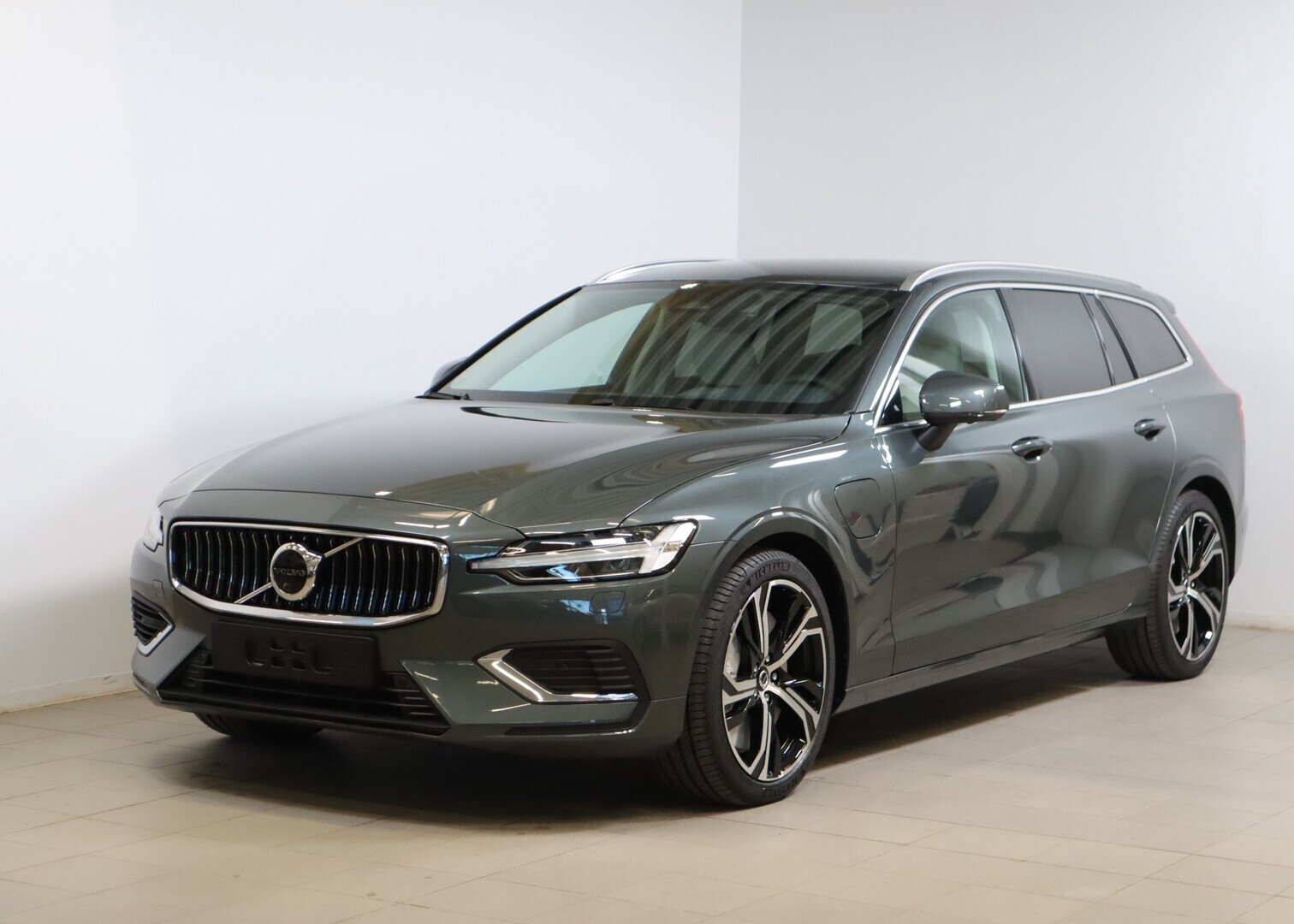 VOLVO V60 2026