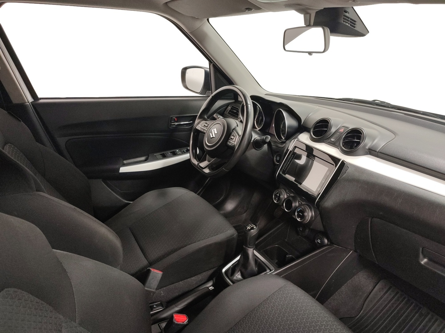 SUZUKI Swift 2019
