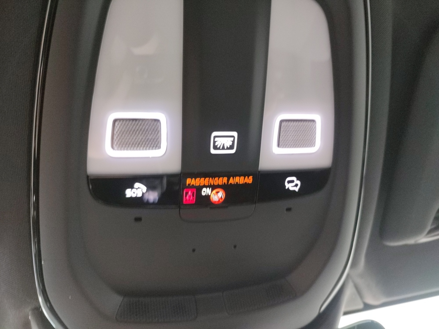 VOLVO V60 2023