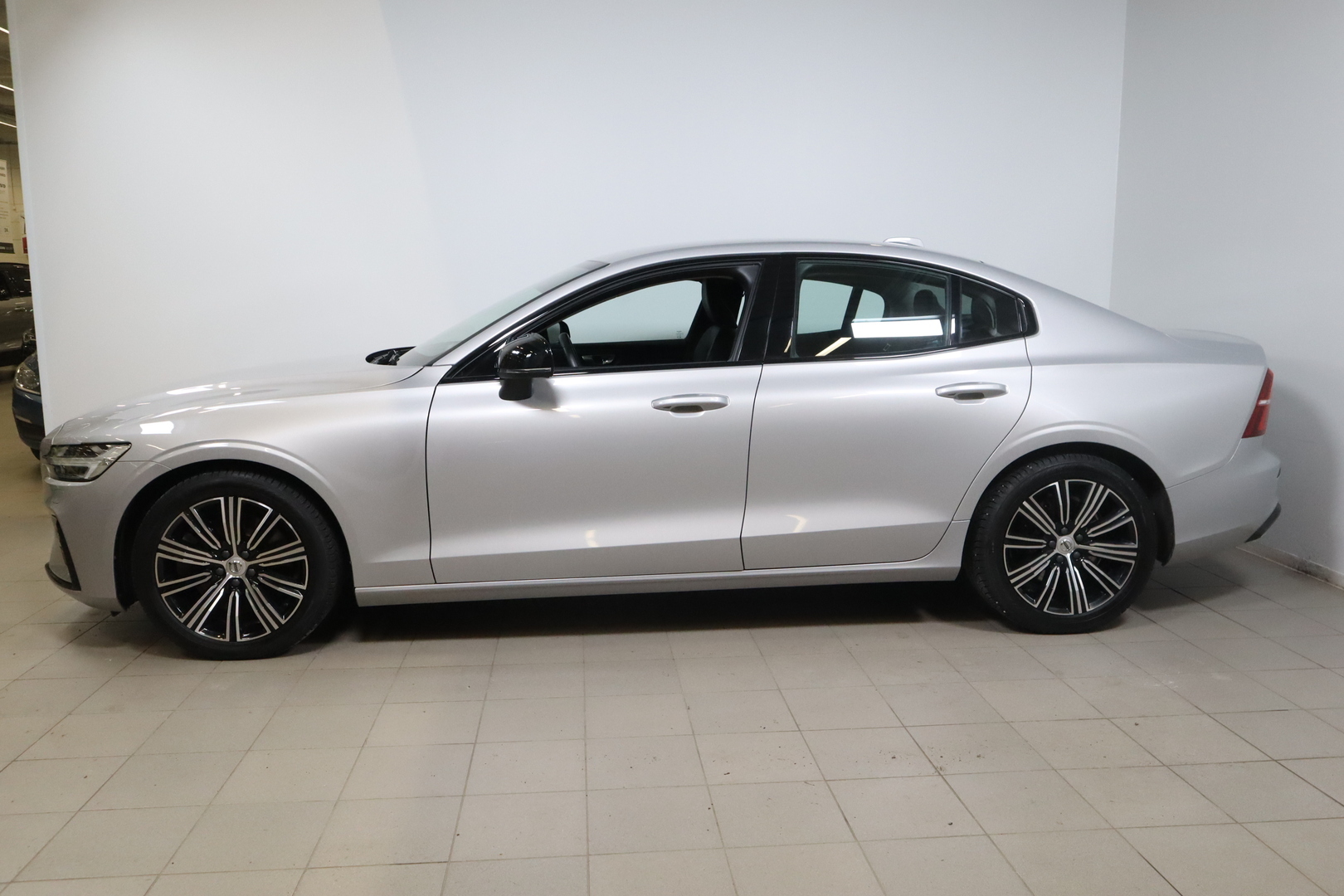 VOLVO S60 2023