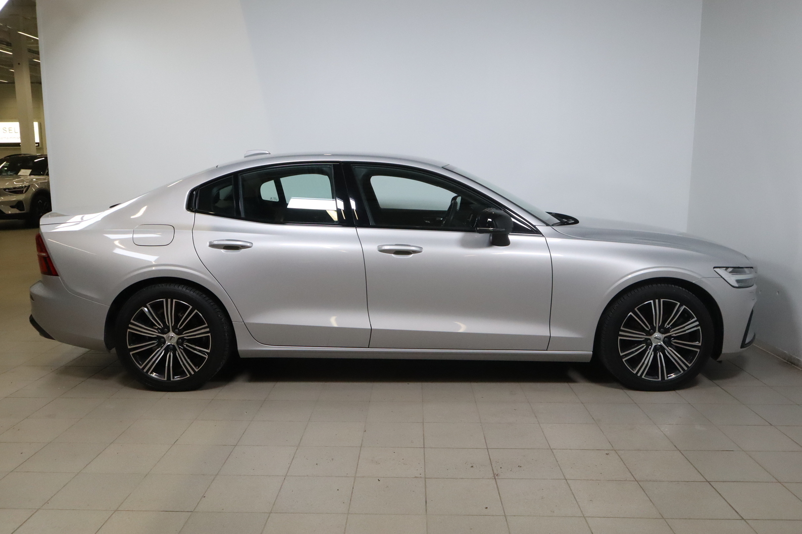 VOLVO S60 2023