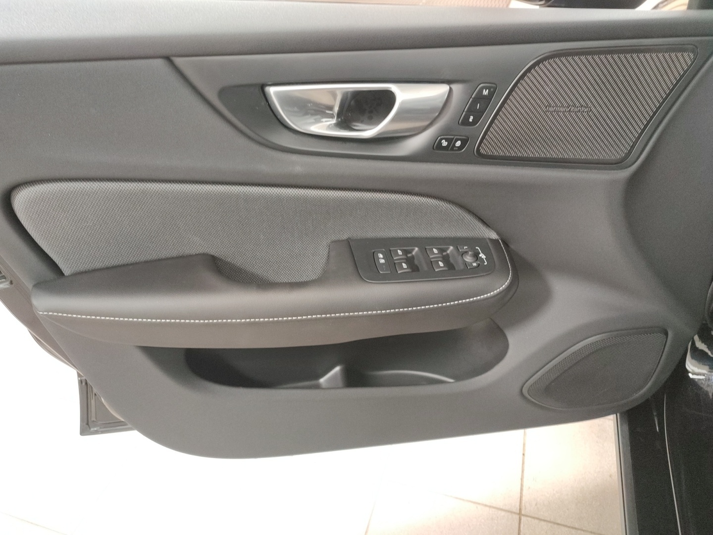 VOLVO S60 2024