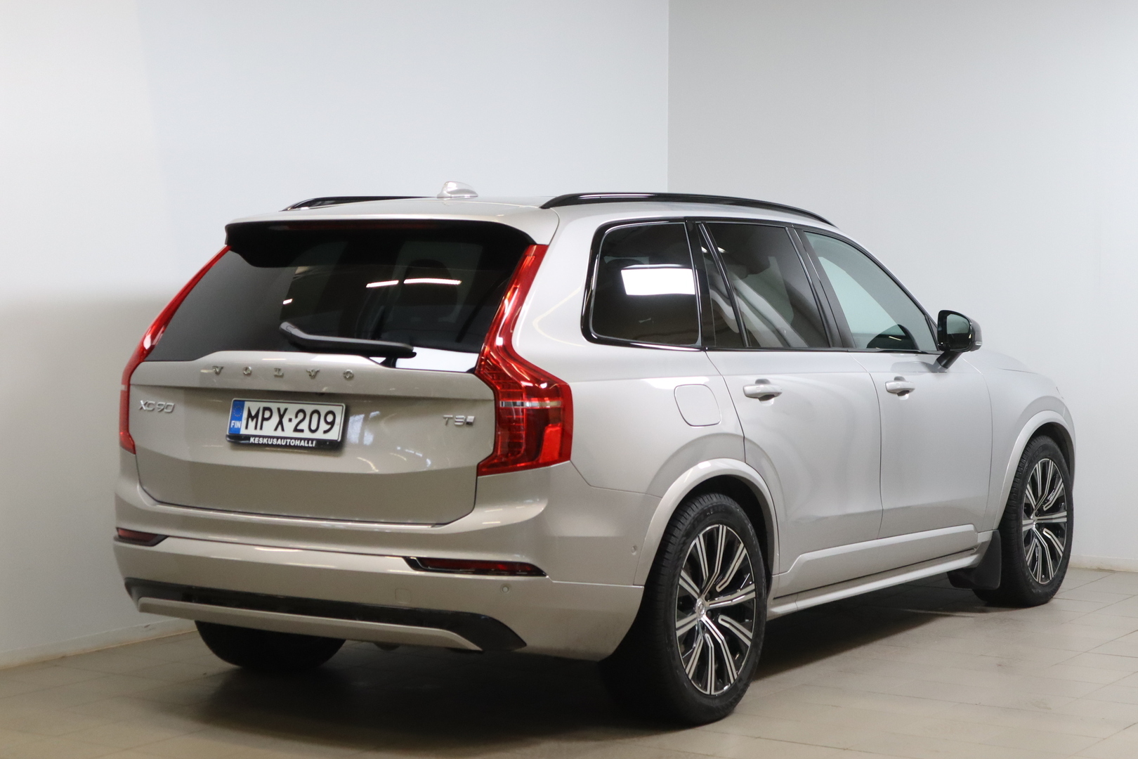 VOLVO XC90 2025