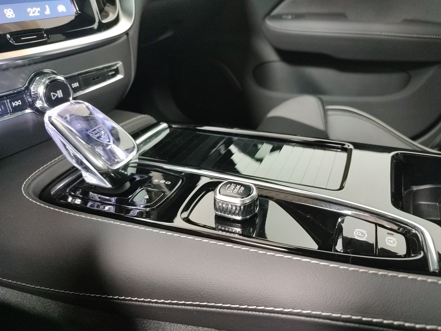 VOLVO V60 2026