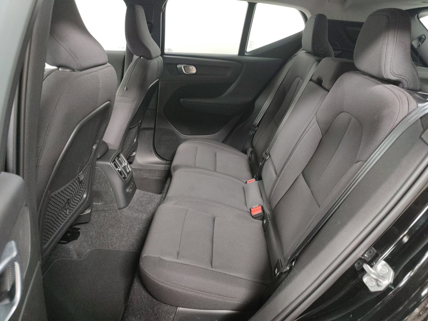 VOLVO XC40 2021