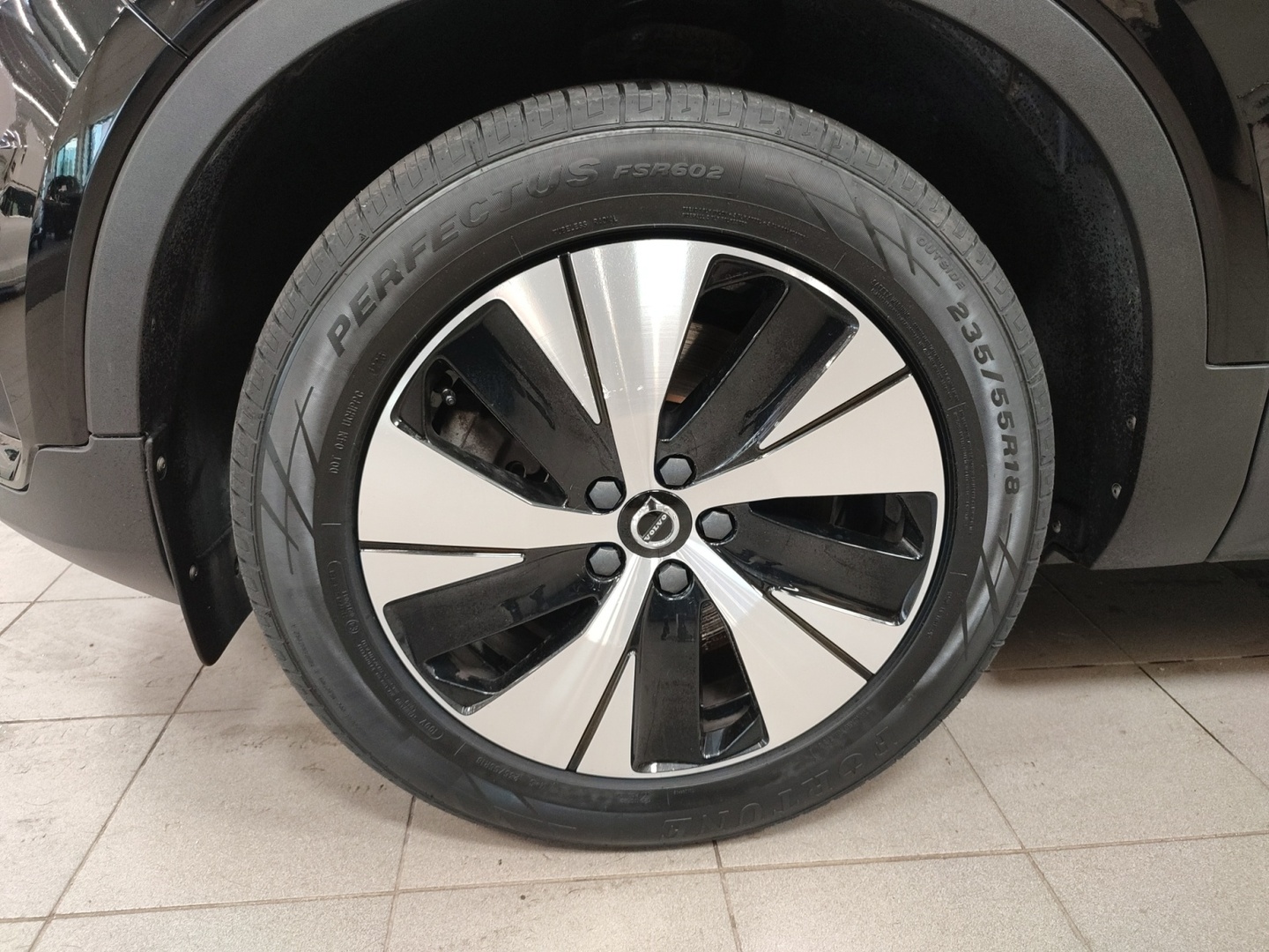 VOLVO XC40 2021