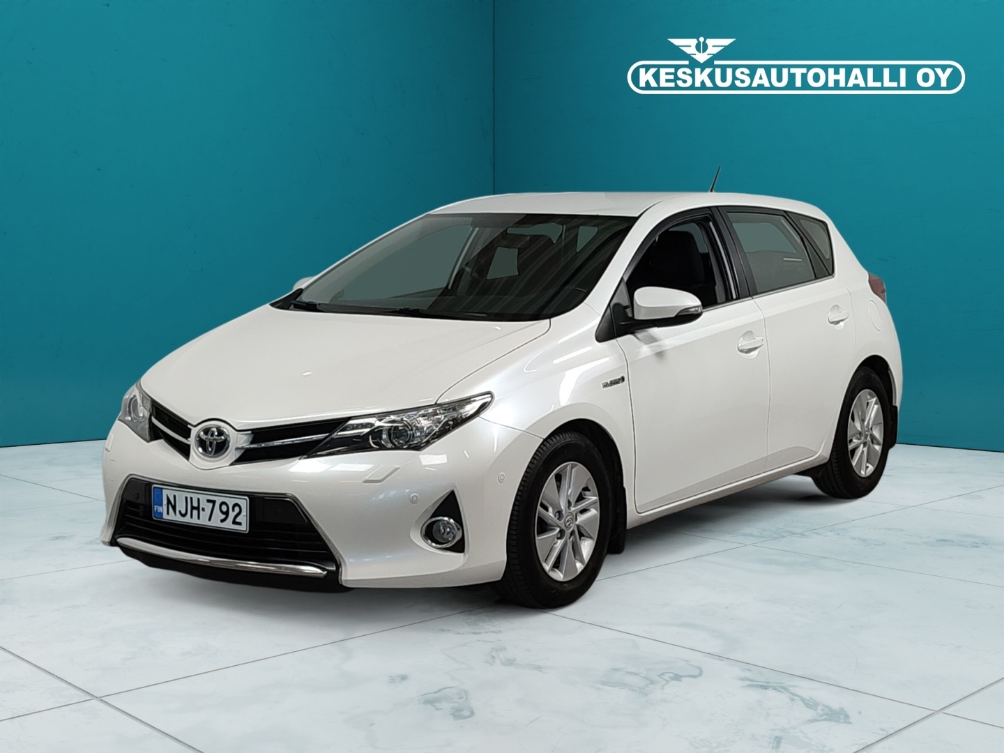 TOYOTA Auris 2013