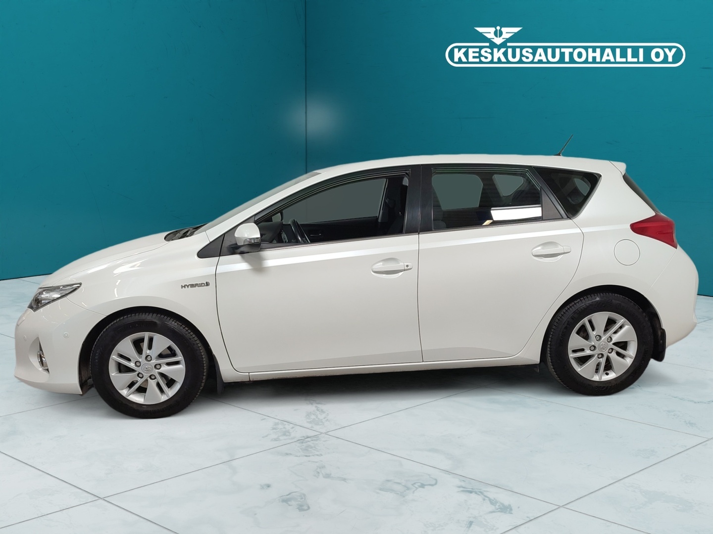 TOYOTA Auris 2013