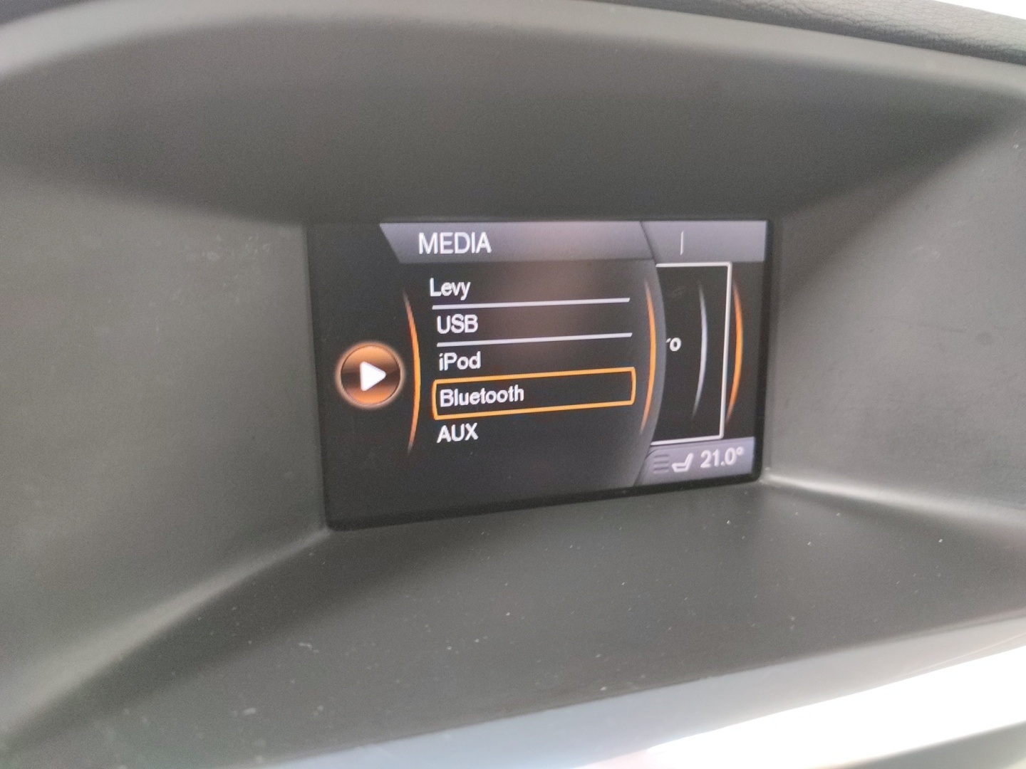 VOLVO V60 2016