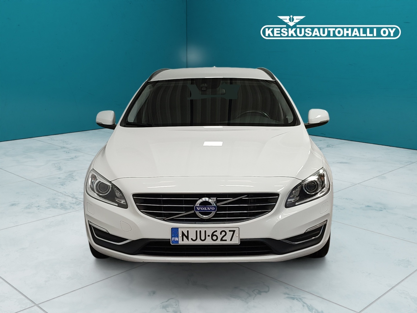 VOLVO V60 2016