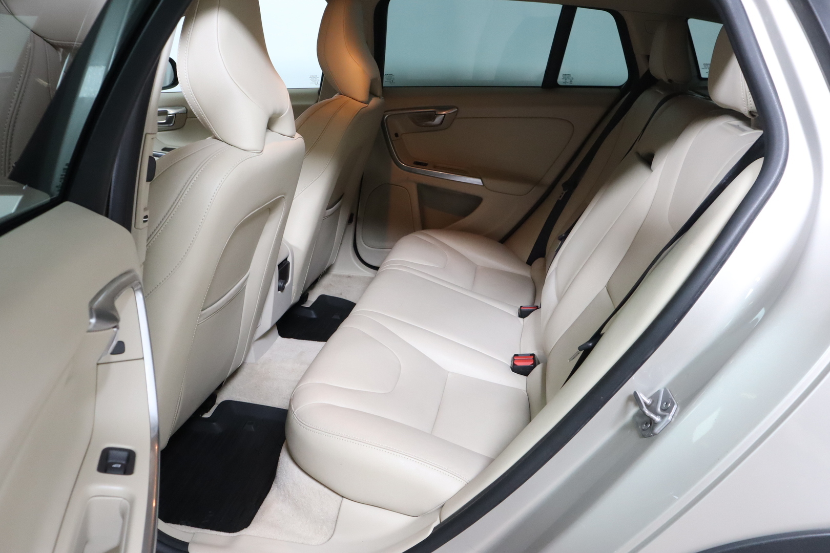 VOLVO V60 Cross Country 2017