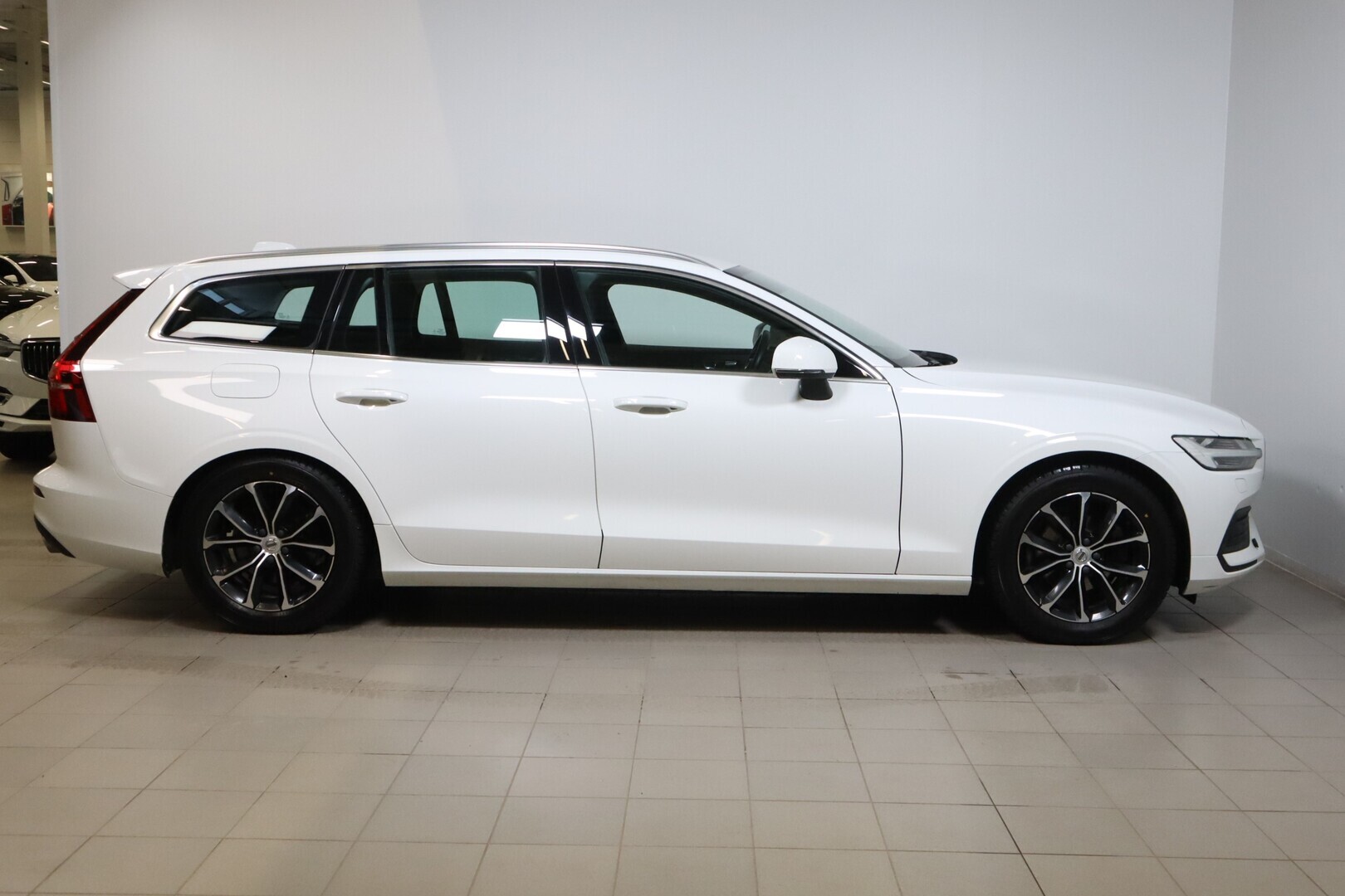 VOLVO V60 2019