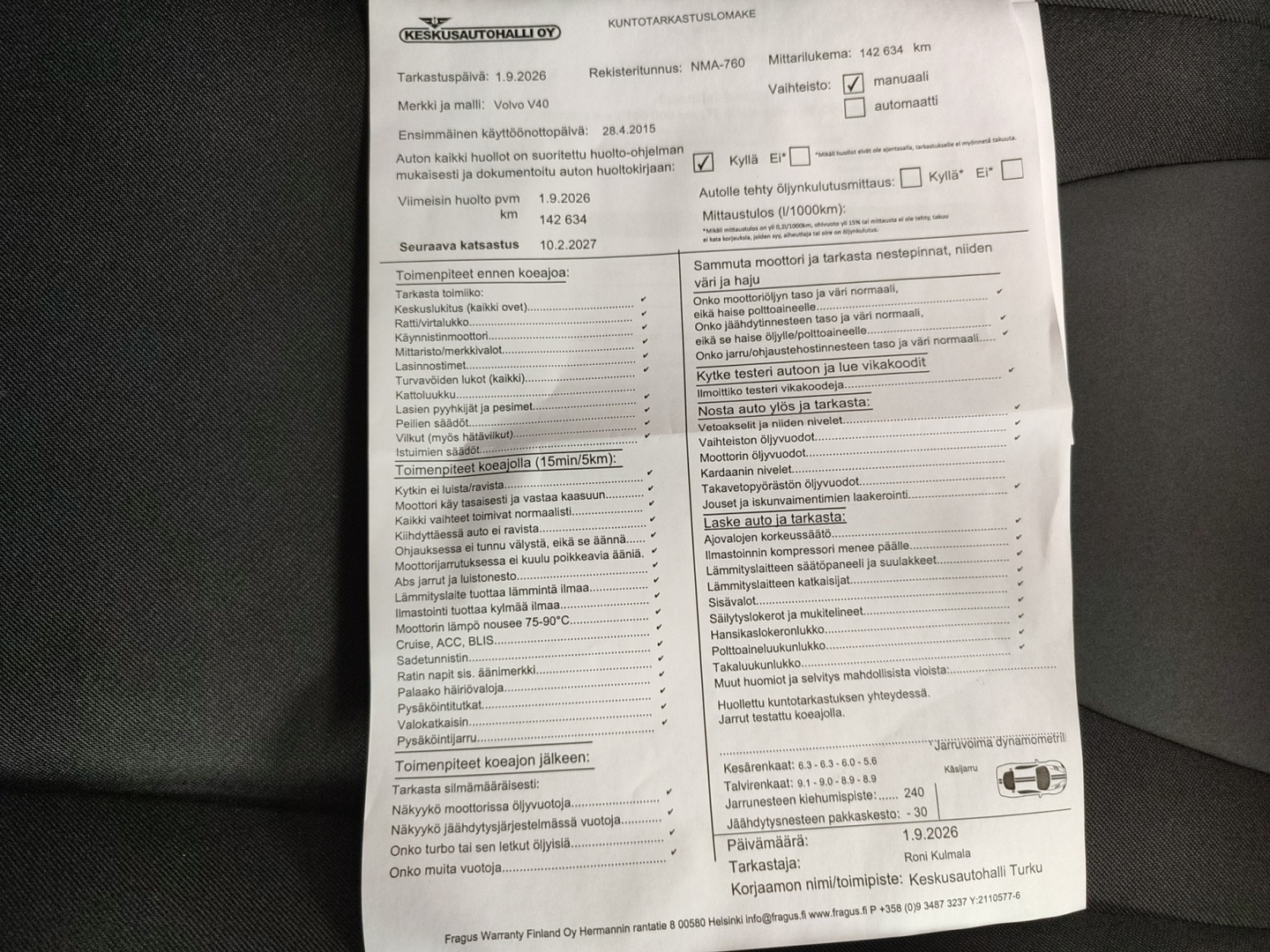 VOLVO V40 2015