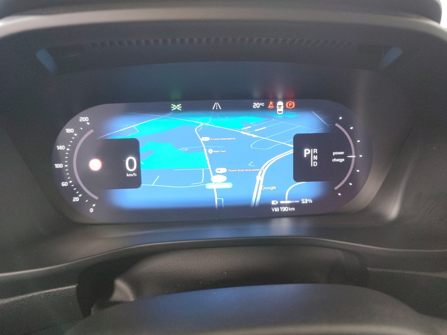VOLVO XC40 2021