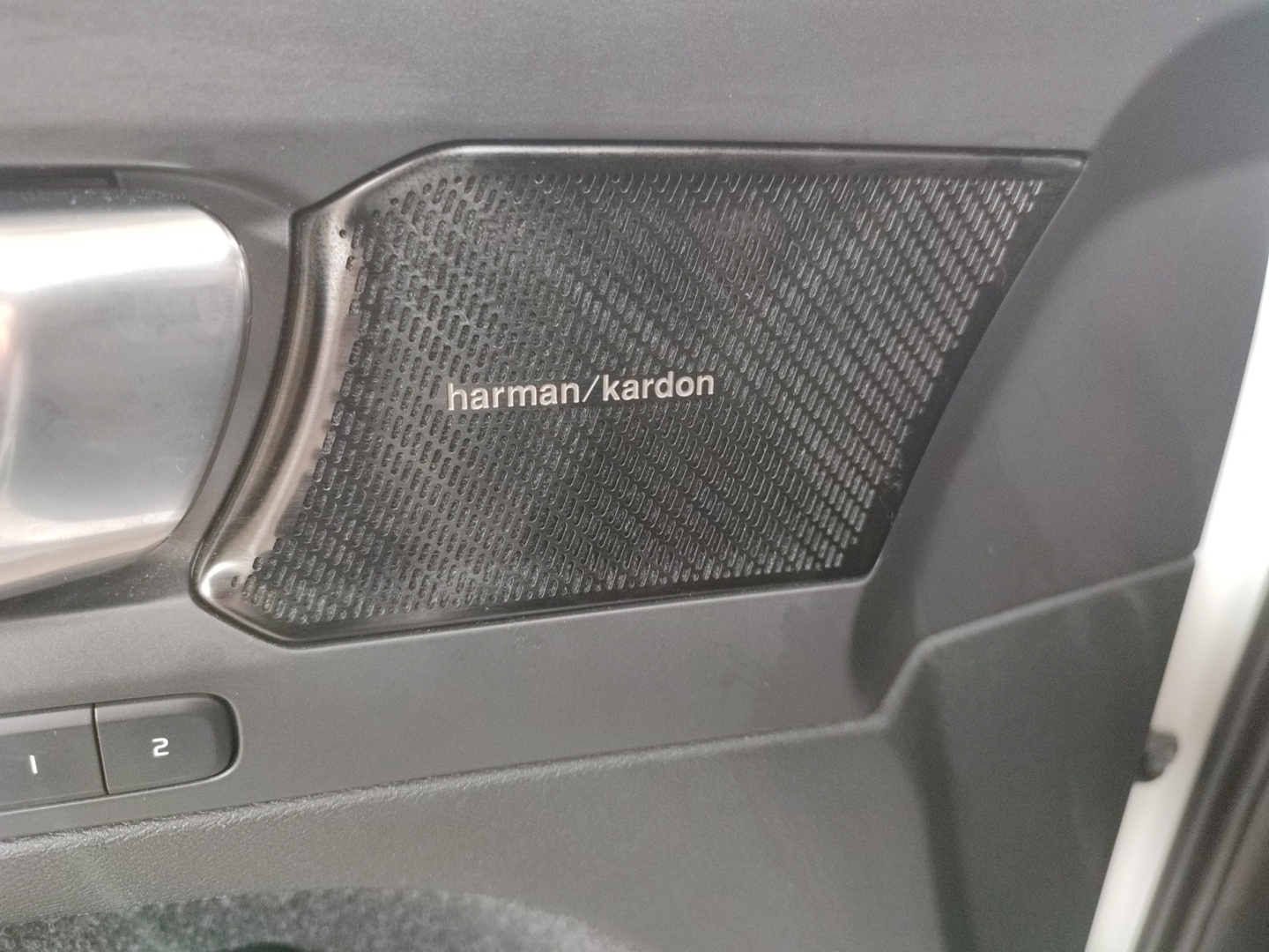 VOLVO XC40 2021