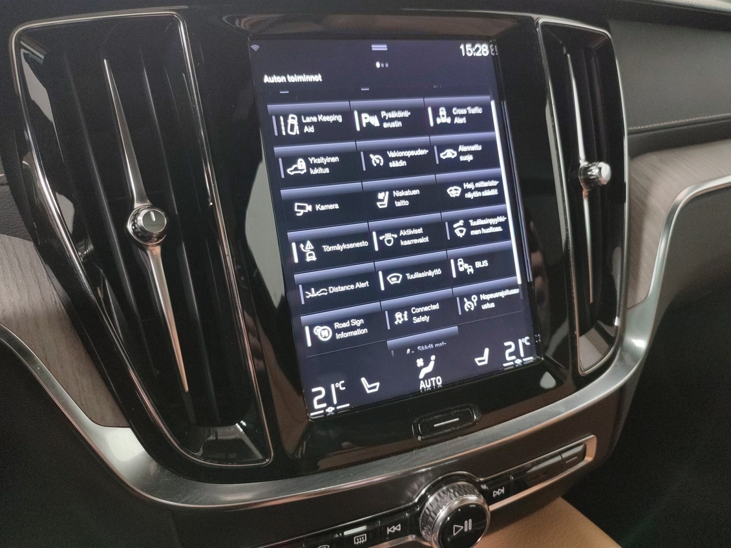 VOLVO V60 2019