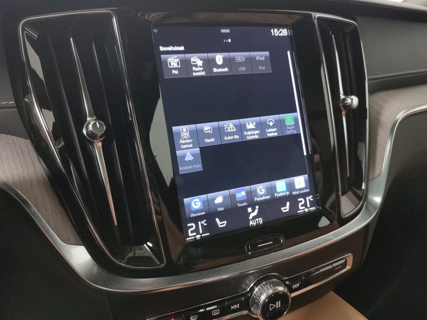 VOLVO V60 2019