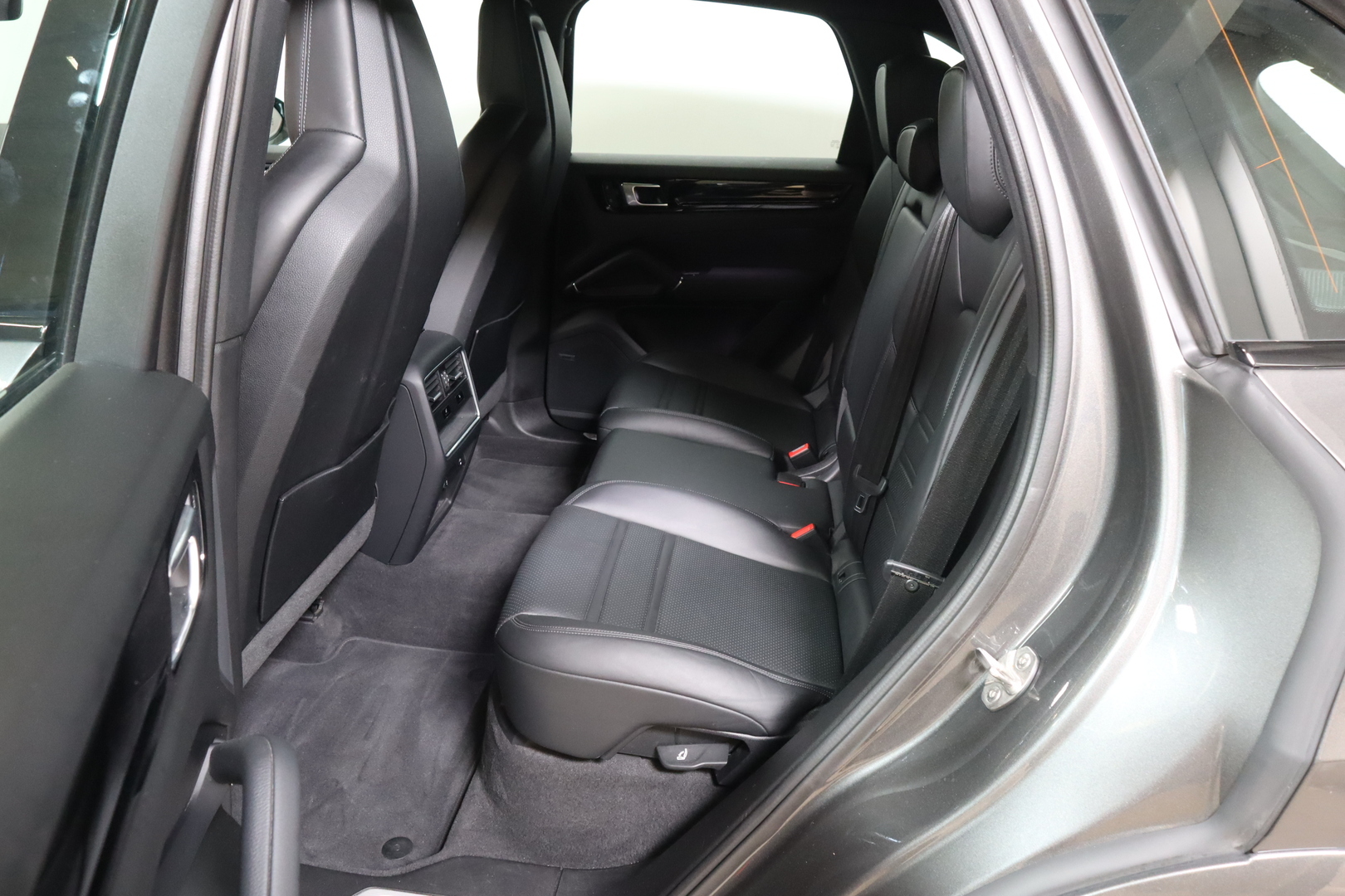 PORSCHE Cayenne 2022