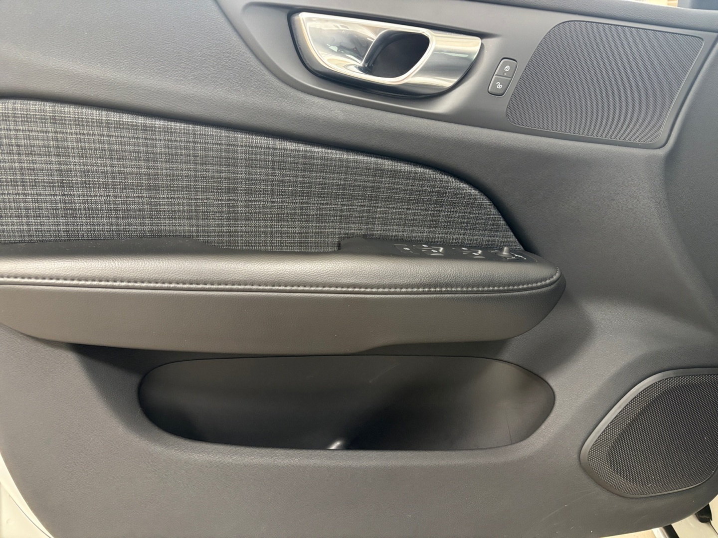 VOLVO V60 2022