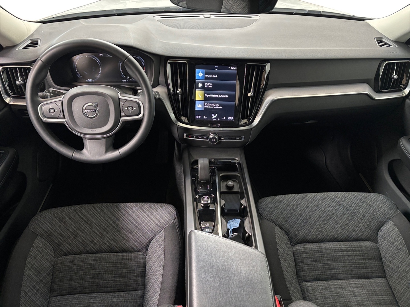 VOLVO V60 2022