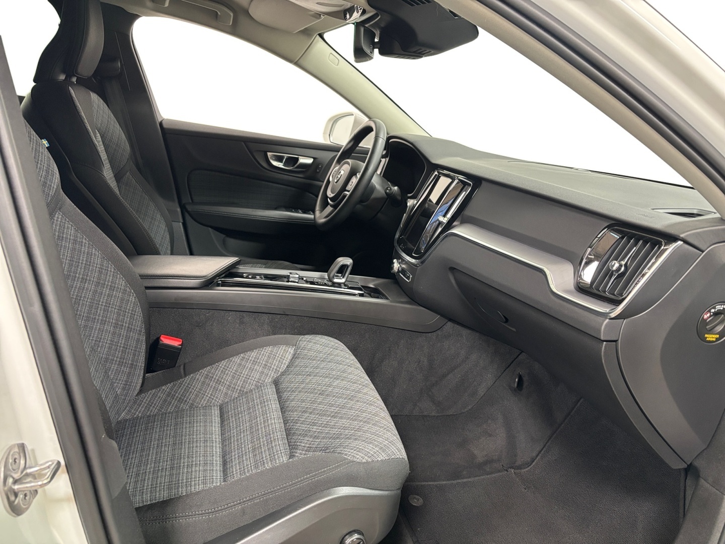 VOLVO V60 2022