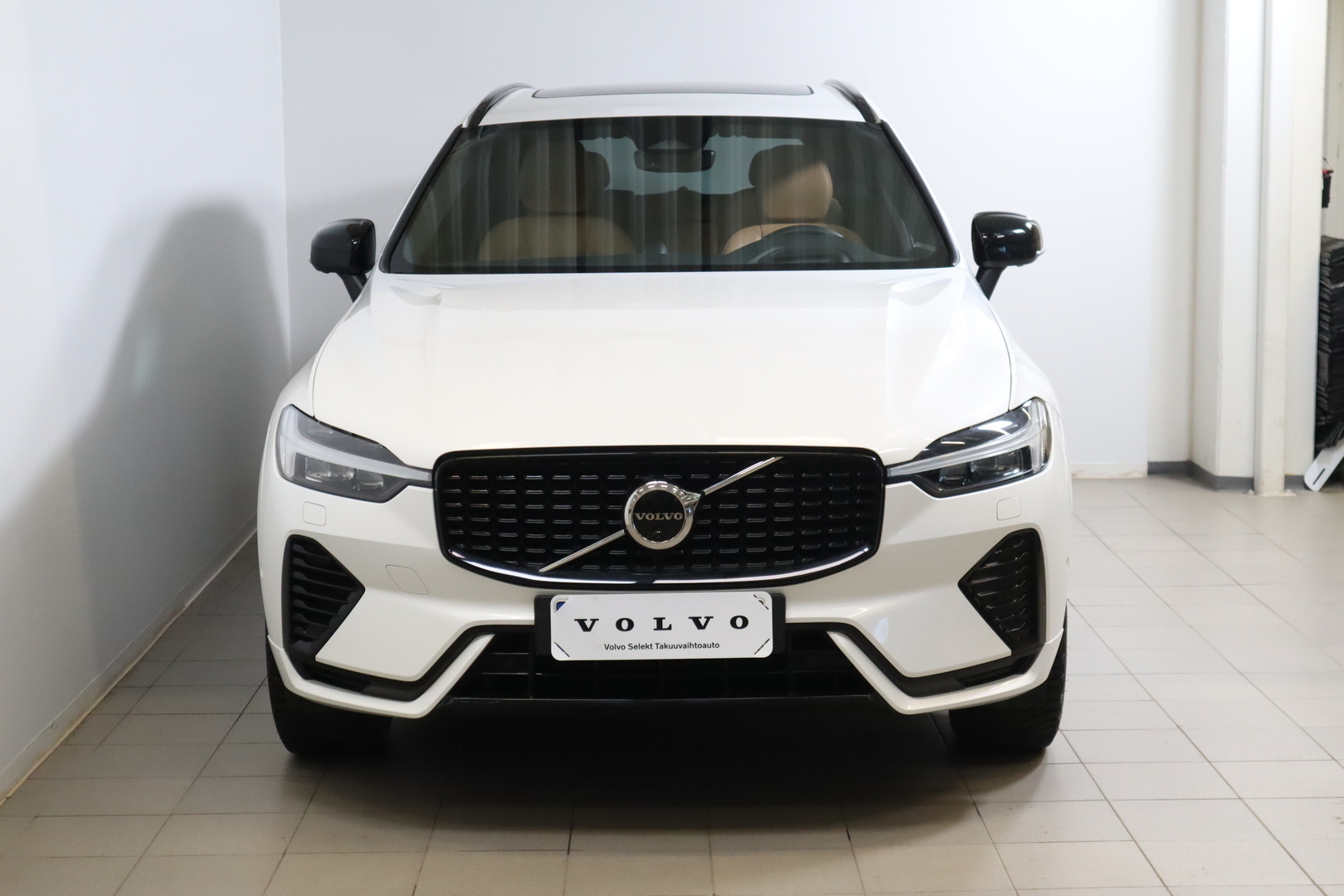 VOLVO XC60 2023