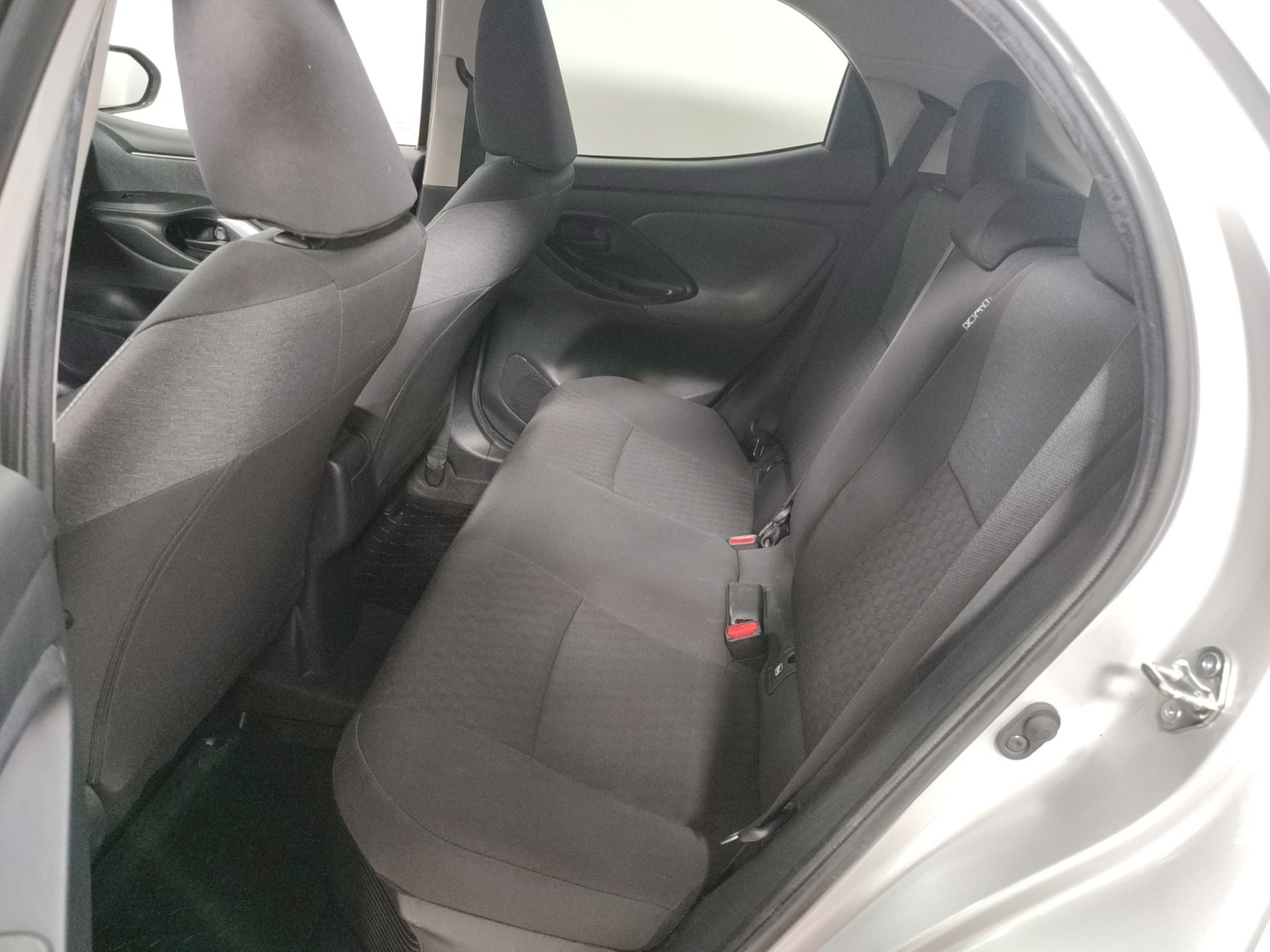 TOYOTA Yaris 2021