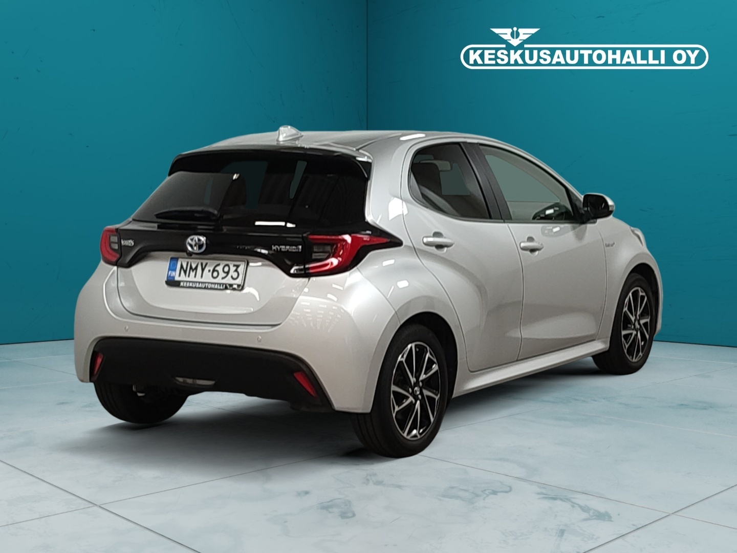 TOYOTA Yaris 2021