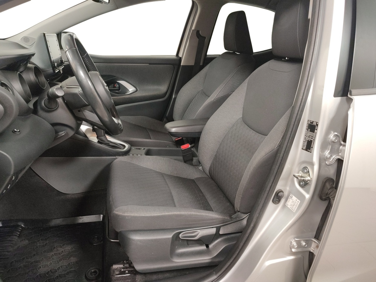 TOYOTA Yaris 2021