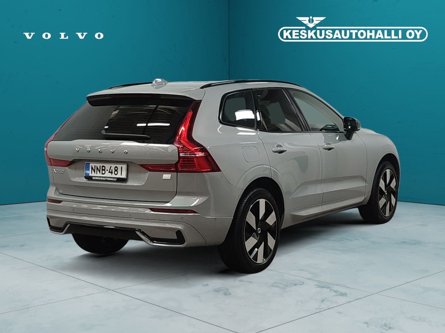 VOLVO XC60 2024