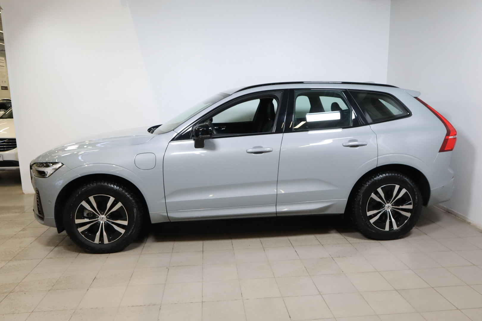 VOLVO XC60 2024