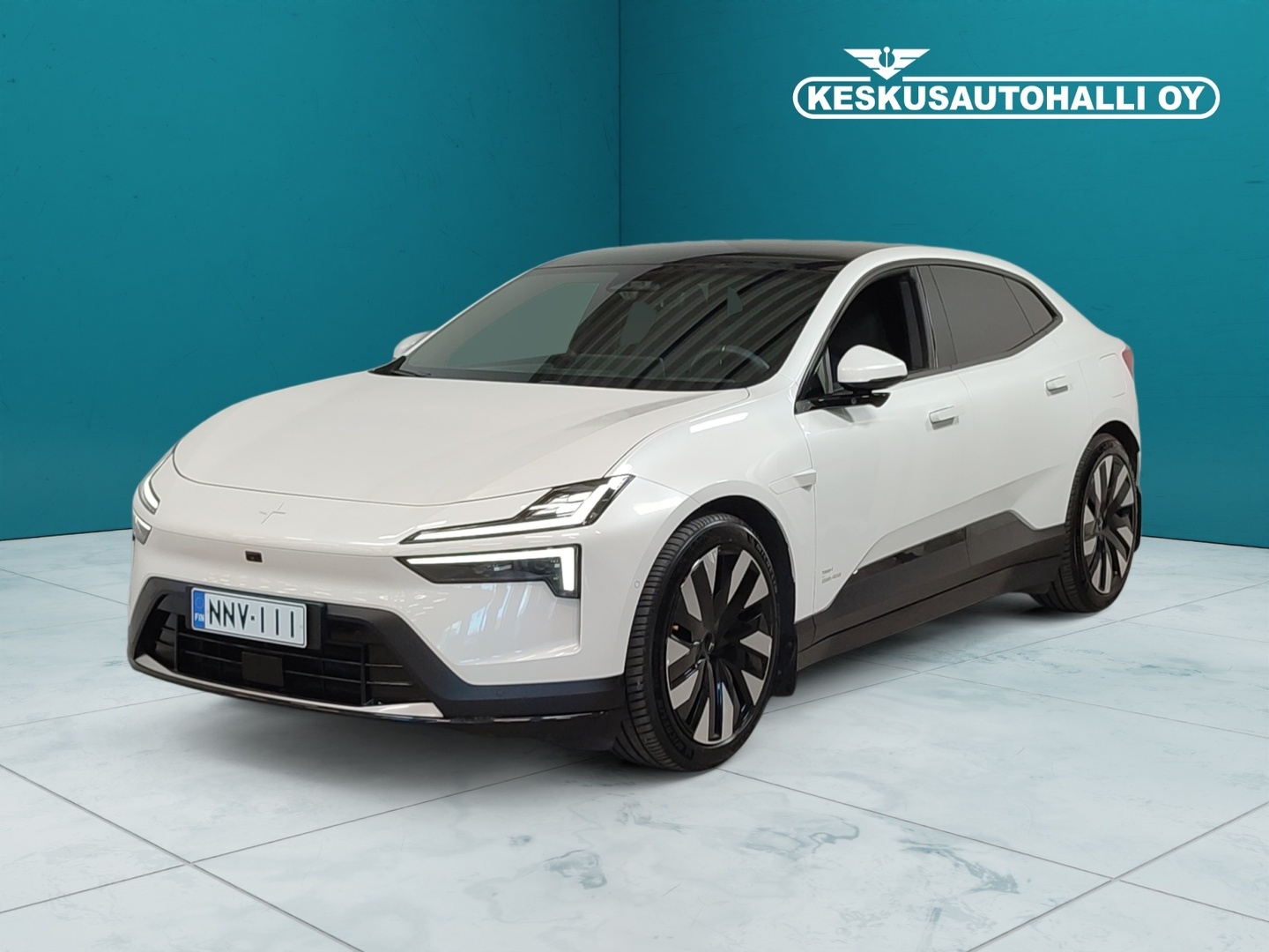 POLESTAR 4 2025