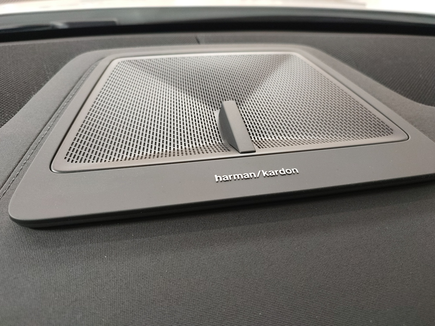 POLESTAR 4 2025