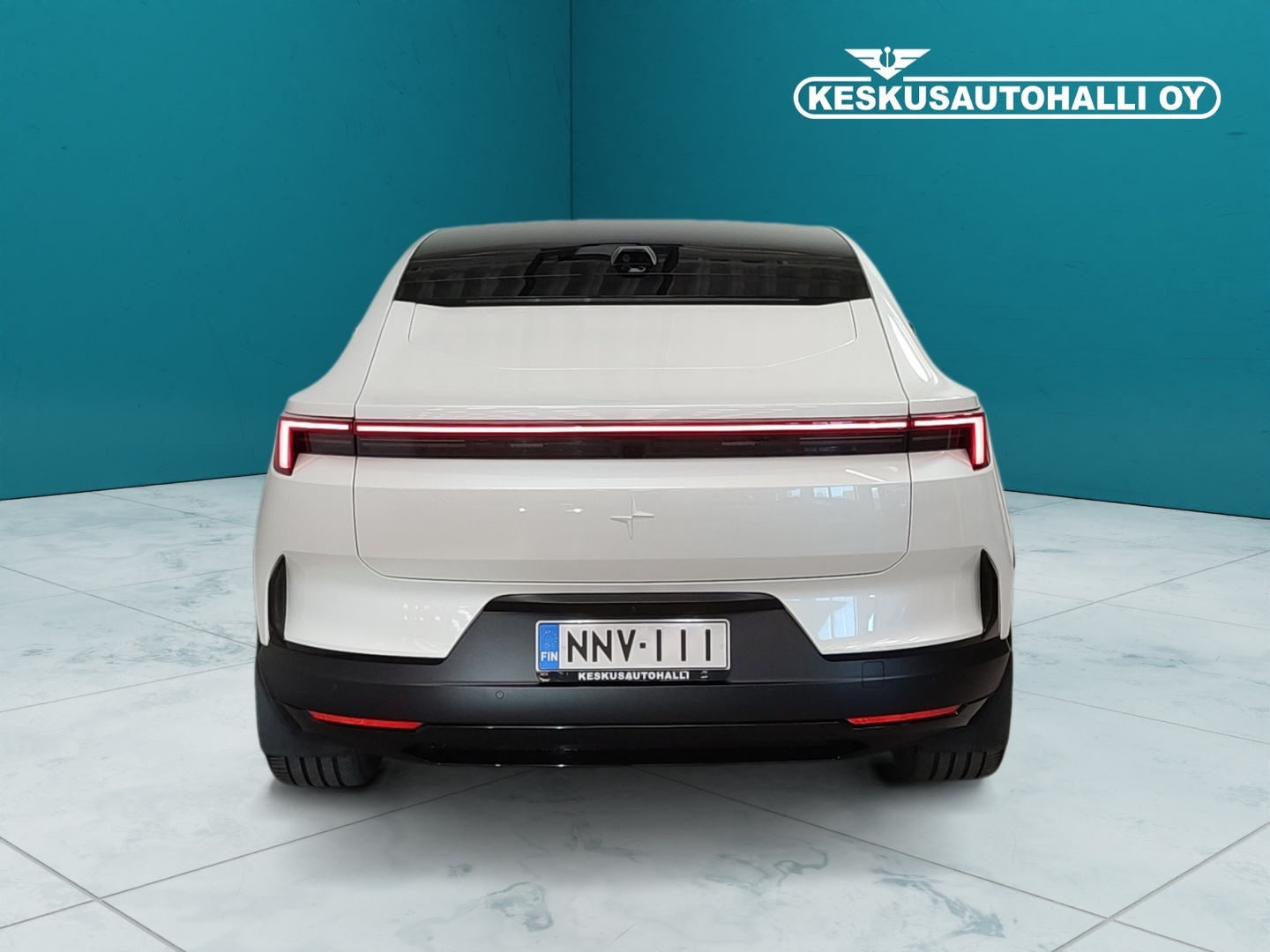POLESTAR 4 2025