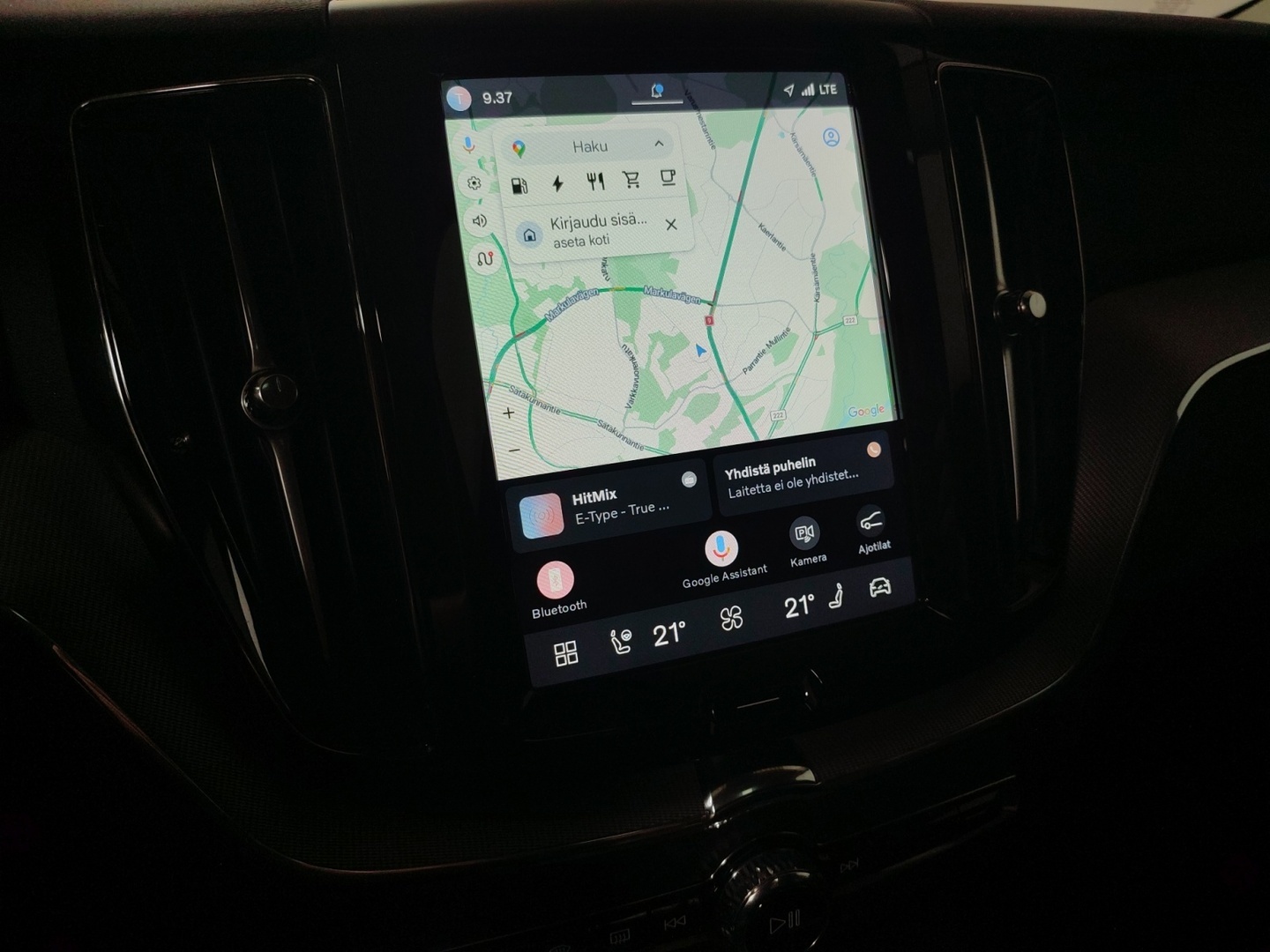 VOLVO XC60 2025