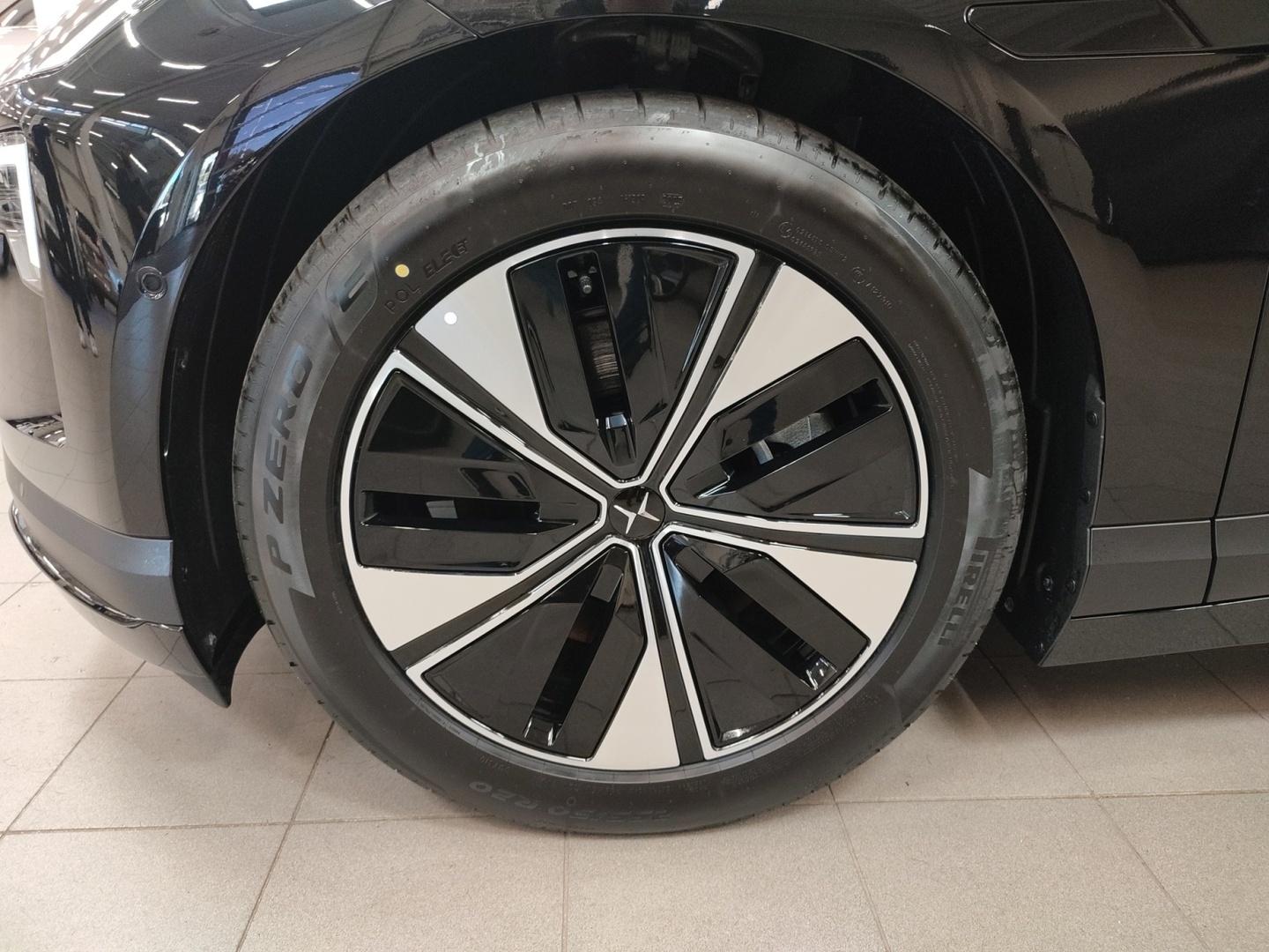 POLESTAR 4 22