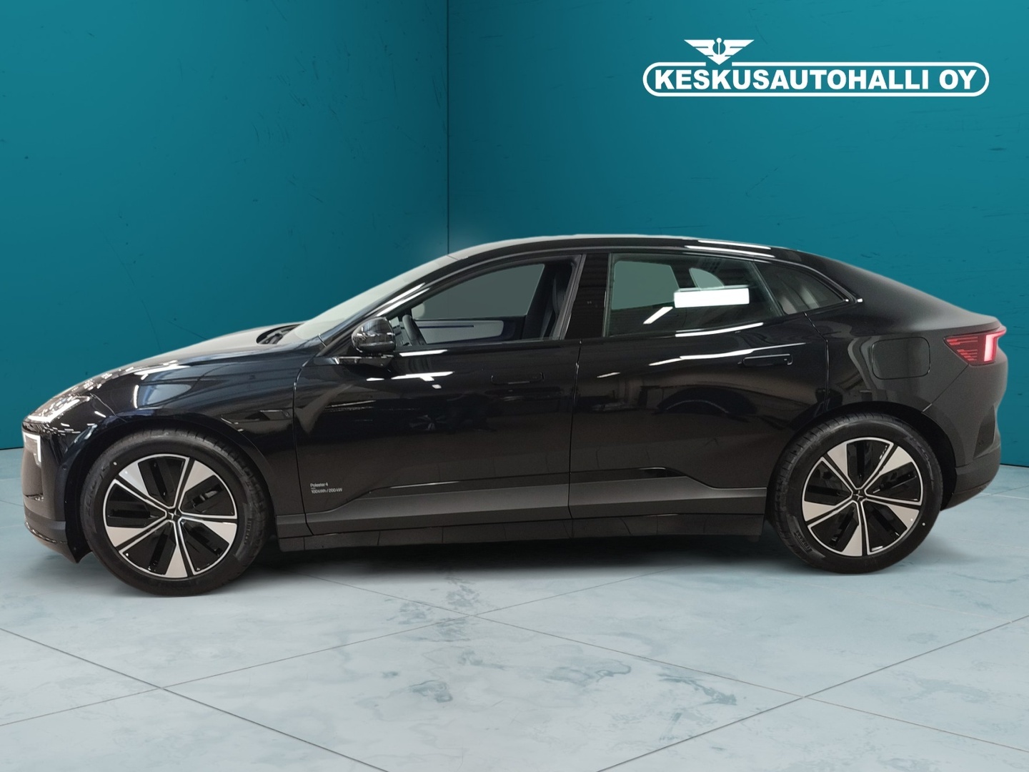 POLESTAR 4 3