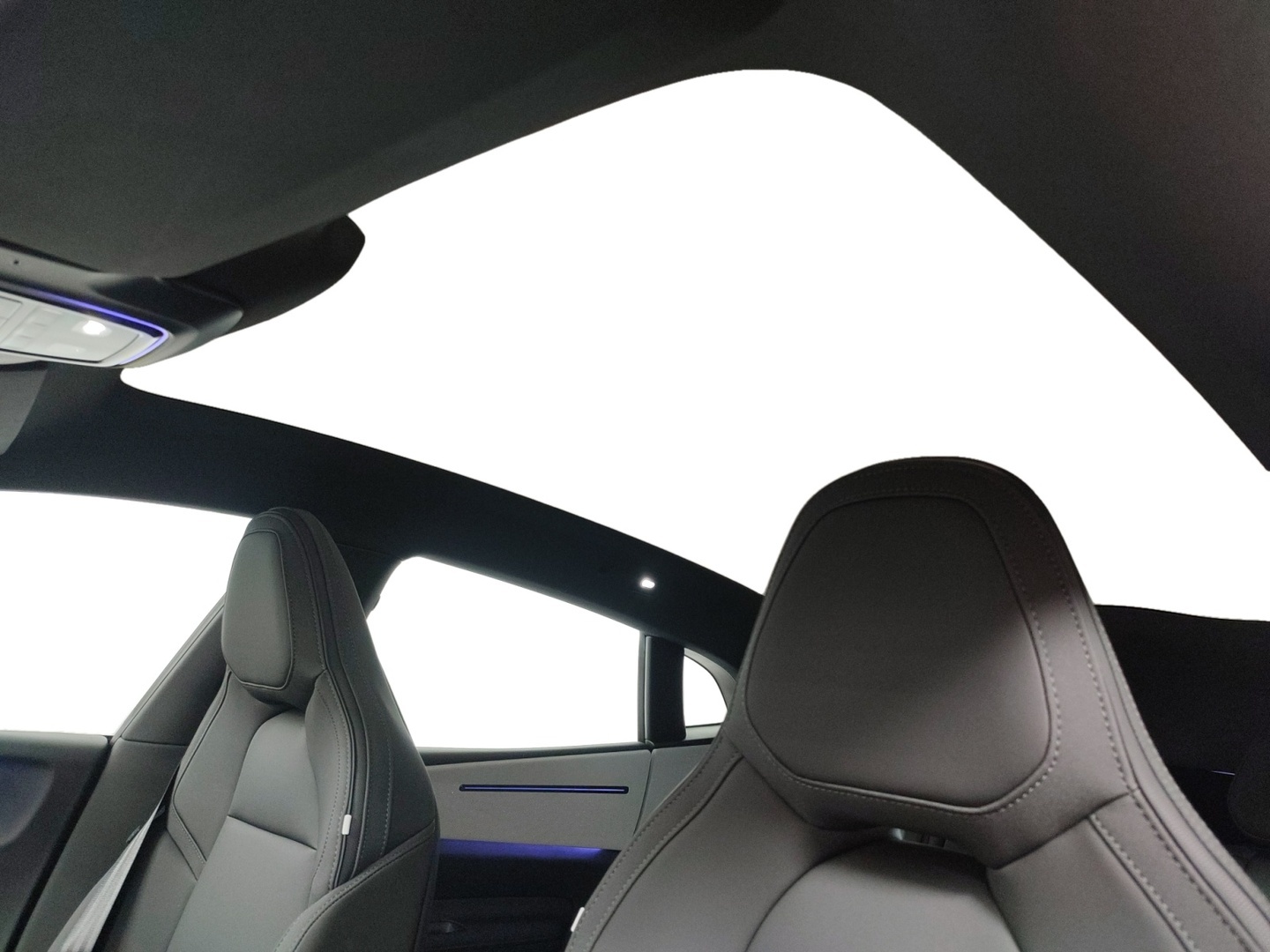 POLESTAR 4 2026