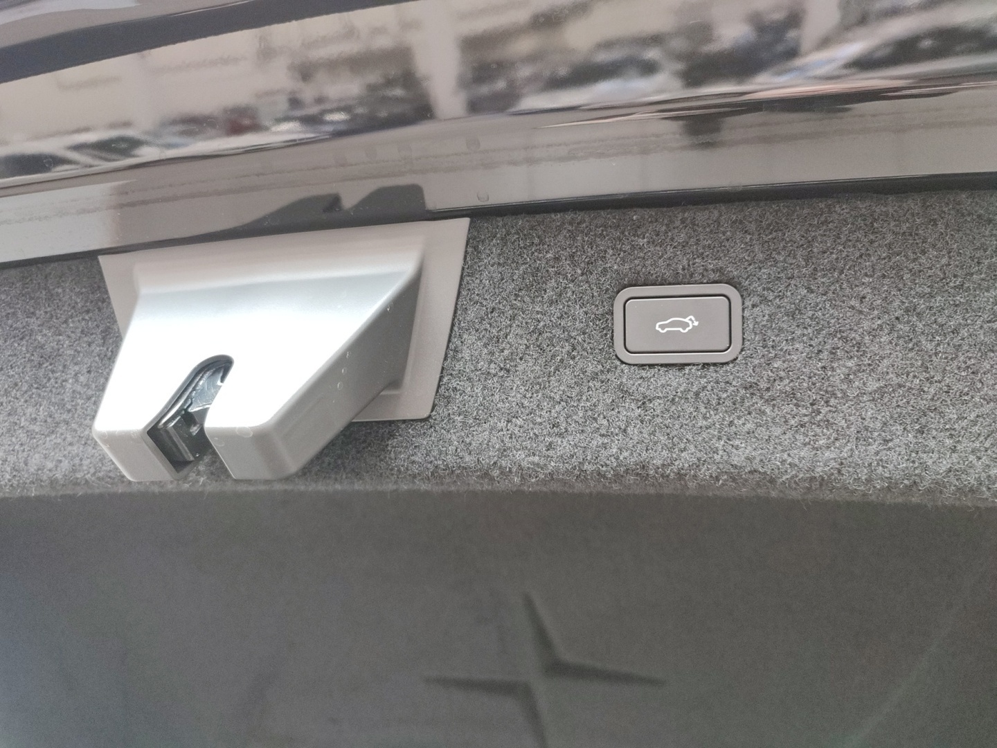 POLESTAR 4 2026
