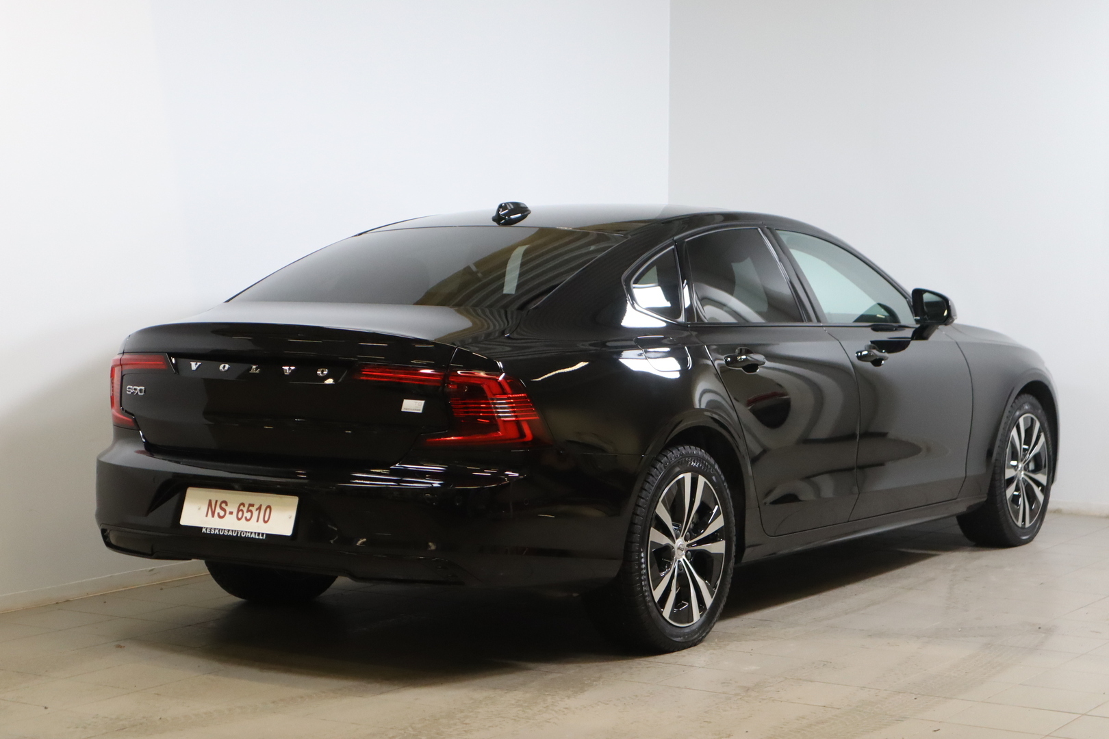 VOLVO S90 2024